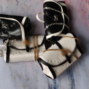 Miniature luxury doll bag – Elegant handmade purse for Blythe, Barbie, BJD – 1/6 scale fashion accessory